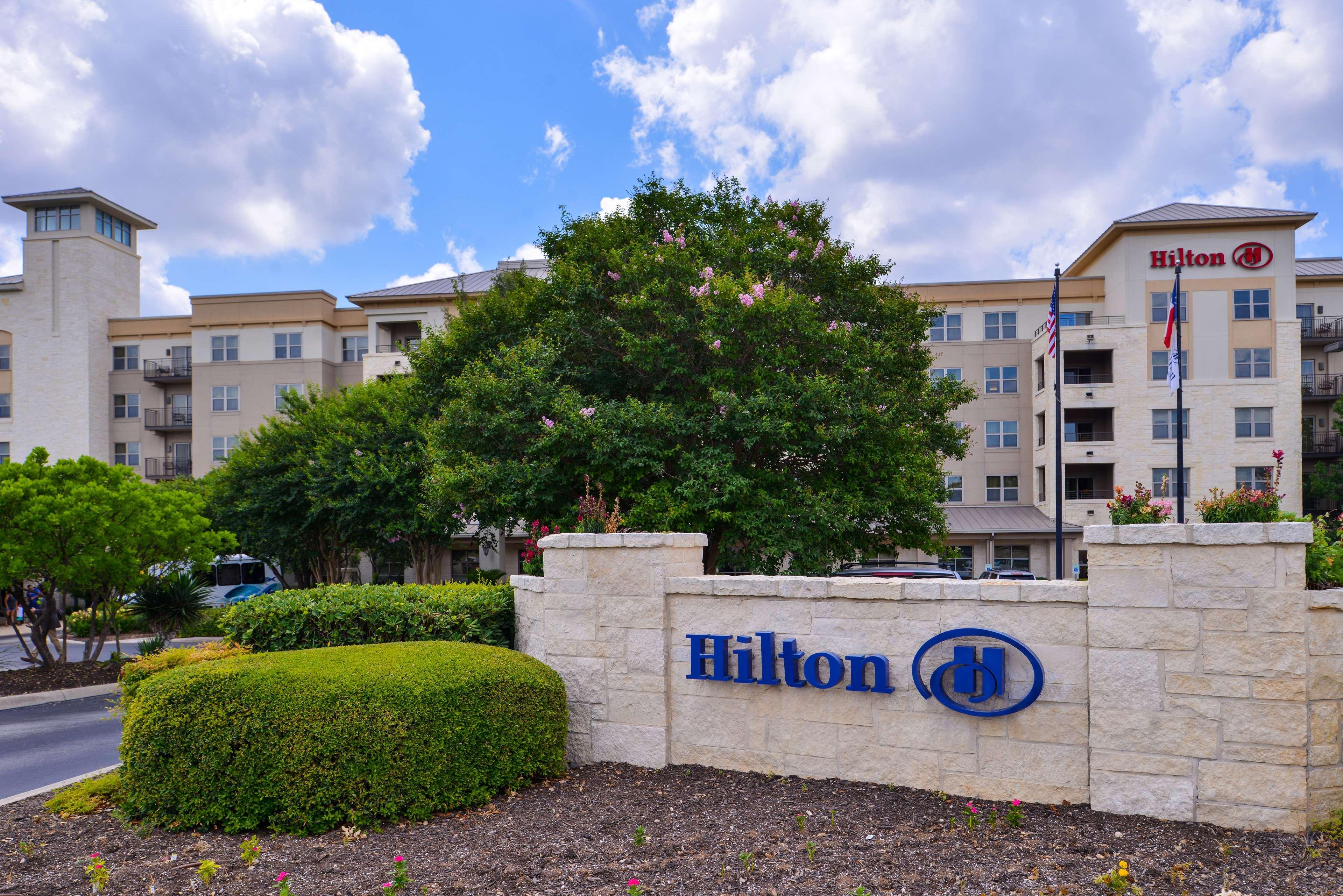 Hilton San Antonio Hill Country Hotel Exterior photo